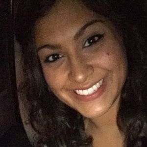 Meet your Posher, Adriana